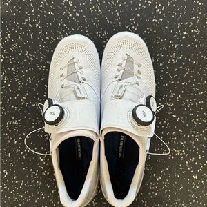 Shimano sphyre size 40 brand new